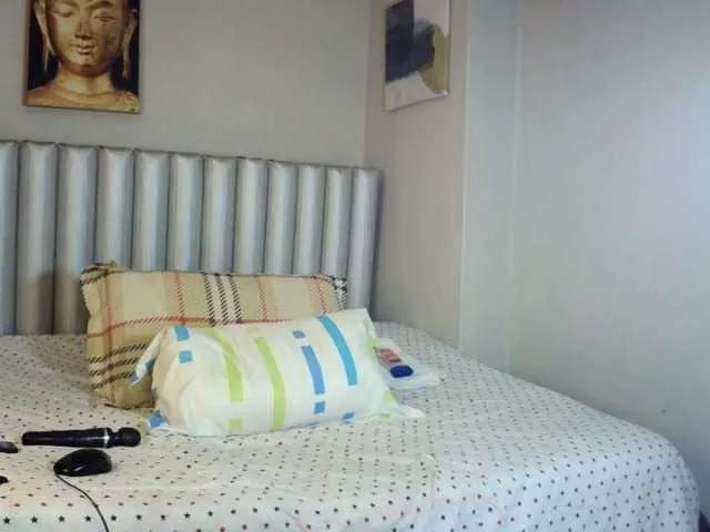 sweetprettyBxx from BongaCams