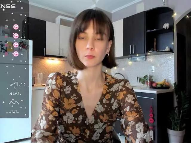 Explore our live girls sluts from our Custom and Multi clubs and checkout exclusive access to highly interactive content, such as shape, hair, titties, pussy type and many more.