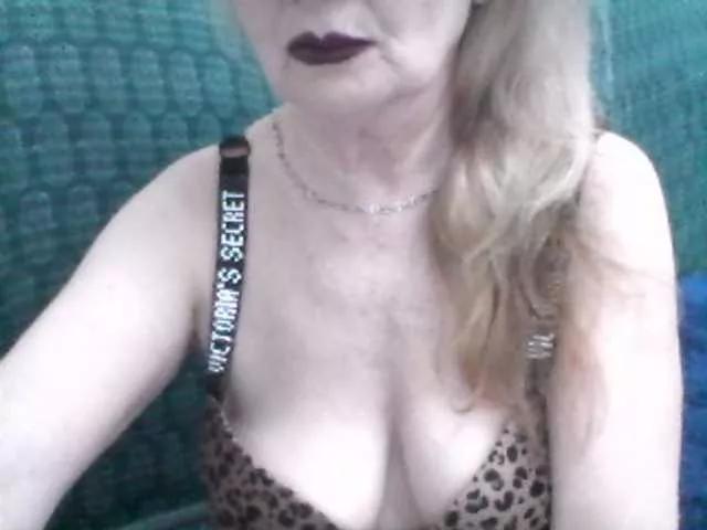 SweetyOLinda from BongaCams