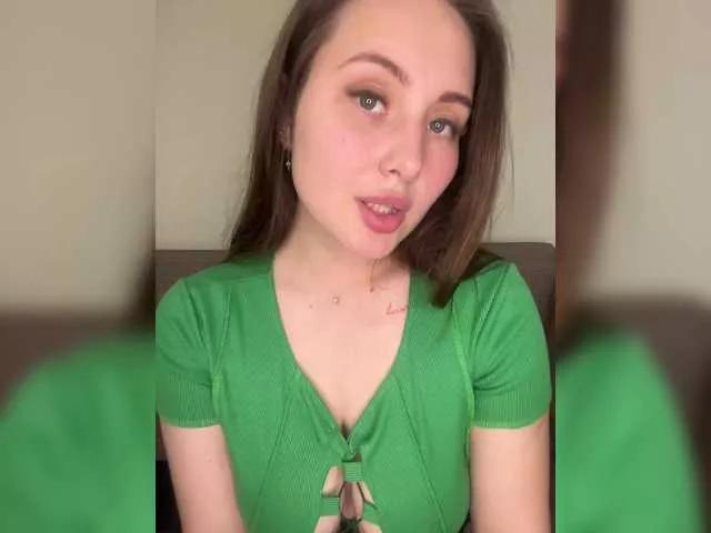 Explore our live girls sluts from our Custom and Multi clubs and checkout exclusive access to highly interactive content, such as shape, hair, titties, pussy type and many more.