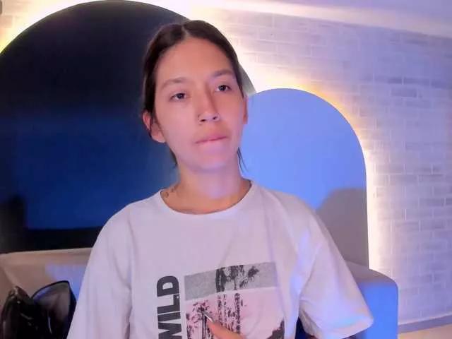 TaraLawrence from BongaCams