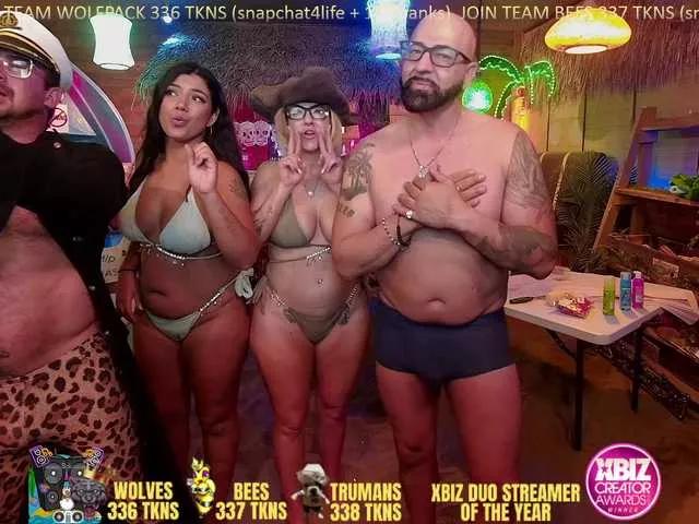 TheCrimsonLounge webcams show profile image 