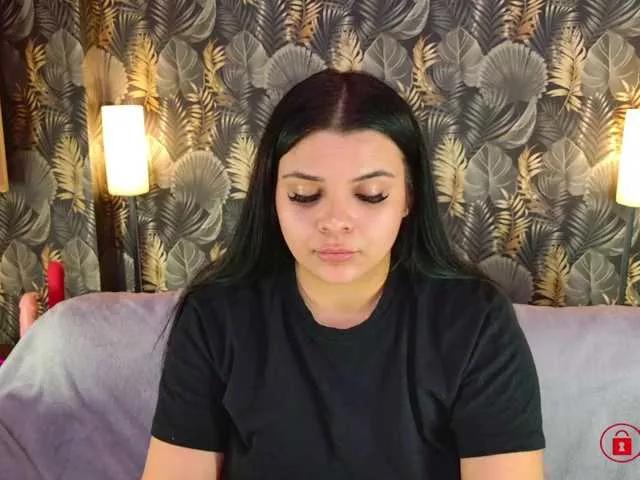 Explore our live girls sluts from our Custom and Multi clubs and checkout exclusive access to highly interactive content, such as shape, hair, titties, pussy type and many more.