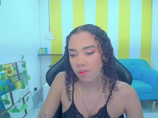 Explore our live girls sluts from our Custom and Multi clubs and checkout exclusive access to highly interactive content, such as shape, hair, titties, pussy type and many more.