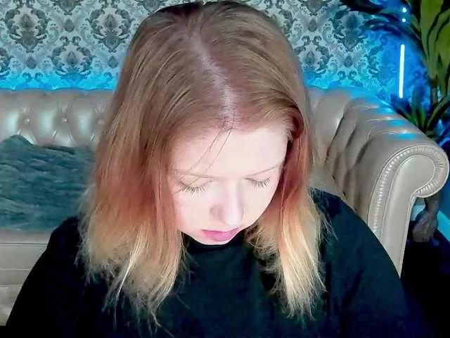 Photos of TinkerrBelll from BongaCams is Freechat