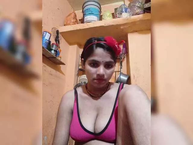 Tunnidelhi from BongaCams