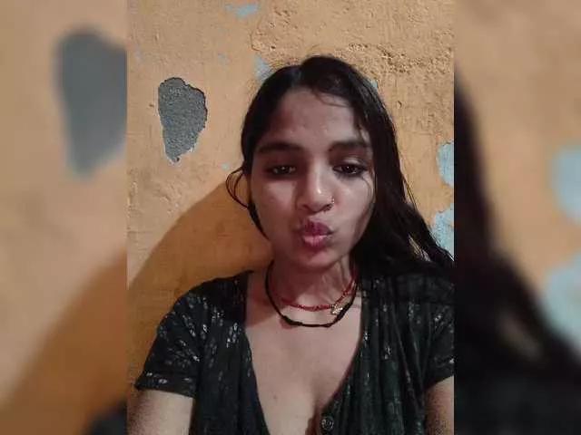 Tunnidelhi from BongaCams