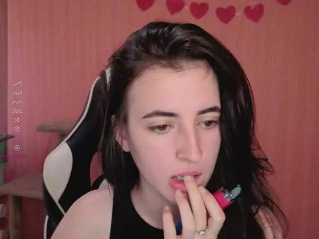Explore our live girls sluts from our Custom and Multi clubs and checkout exclusive access to highly interactive content, such as shape, hair, titties, pussy type and many more.