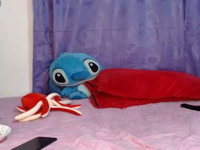 Explore our live girls sluts from our Custom and Multi clubs and checkout exclusive access to highly interactive content, such as shape, hair, titties, pussy type and many more.