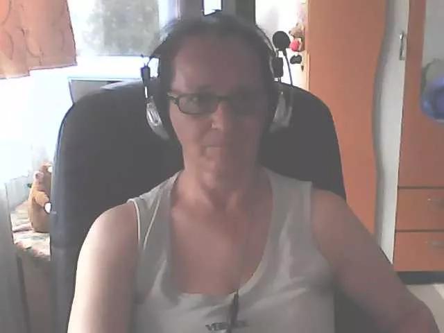 vivianerose from BongaCams is Freechat