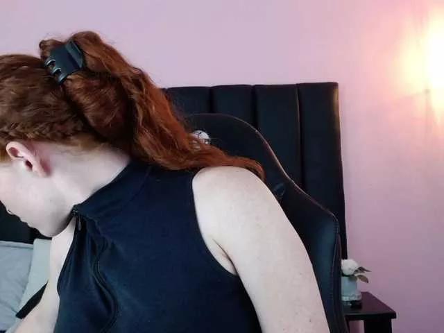 Explore our live girls sluts from our Custom and Multi clubs and checkout exclusive access to highly interactive content, such as shape, hair, titties, pussy type and many more.