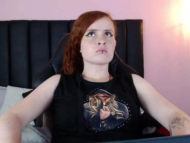 Explore our live girls sluts from our Custom and Multi clubs and checkout exclusive access to highly interactive content, such as shape, hair, titties, pussy type and many more.