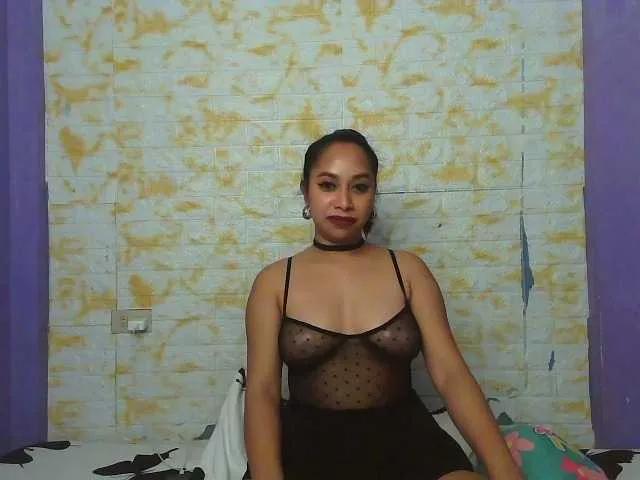 xxTrexie18 from BongaCams