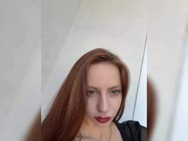 xxx-Molly from BongaCams is Freechat