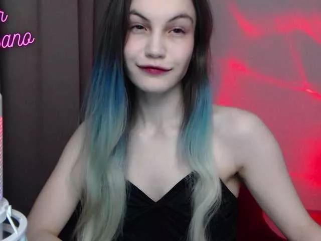 Explore our live girls sluts from our Custom and Multi clubs and checkout exclusive access to highly interactive content, such as shape, hair, titties, pussy type and many more.