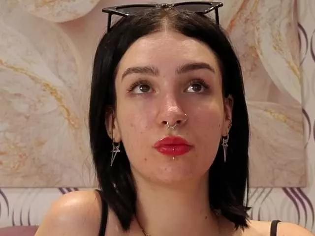Explore our live girls sluts from our Custom and Multi clubs and checkout exclusive access to highly interactive content, such as shape, hair, titties, pussy type and many more.
