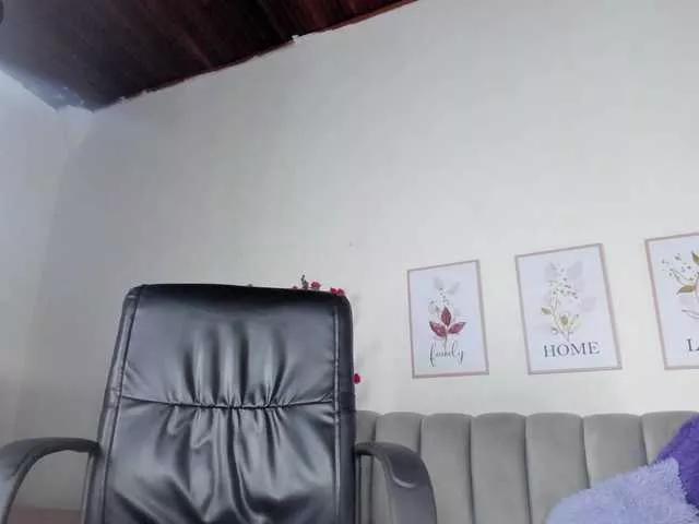 Yunna-arab webcams show profile image 