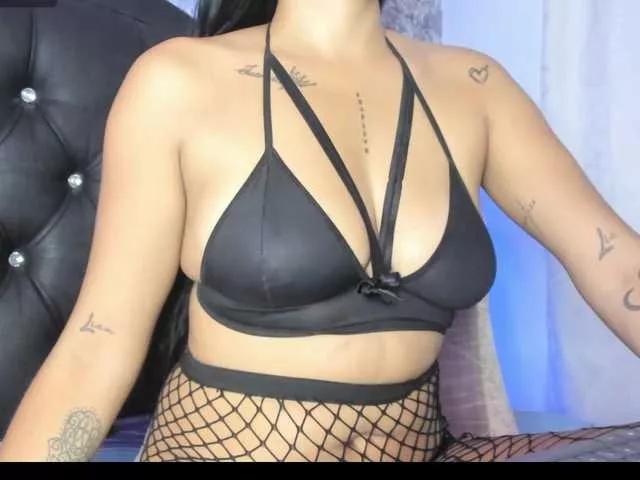ZaraBlaze19 from BongaCams