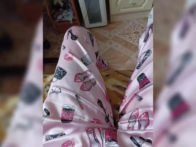 ZaraSss from BongaCams