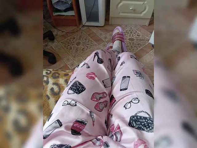 ZaraSss from BongaCams