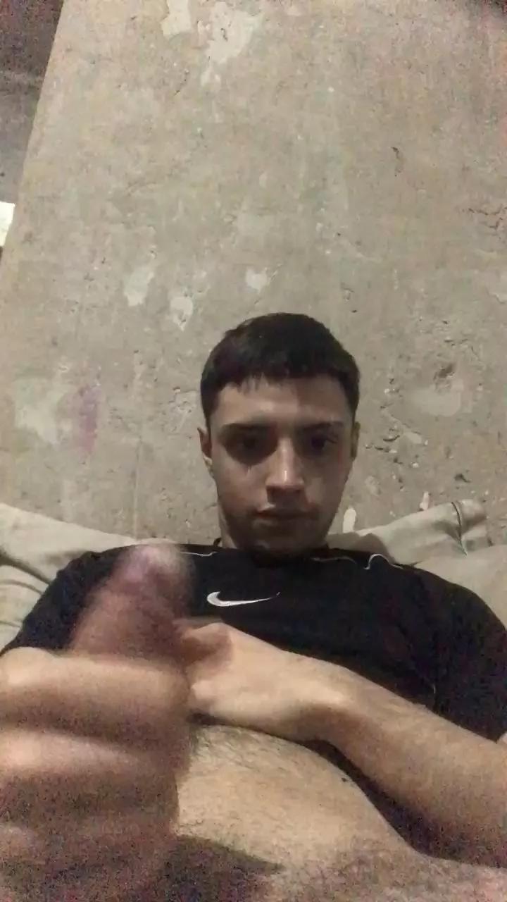 Aguus_23 from Cam4