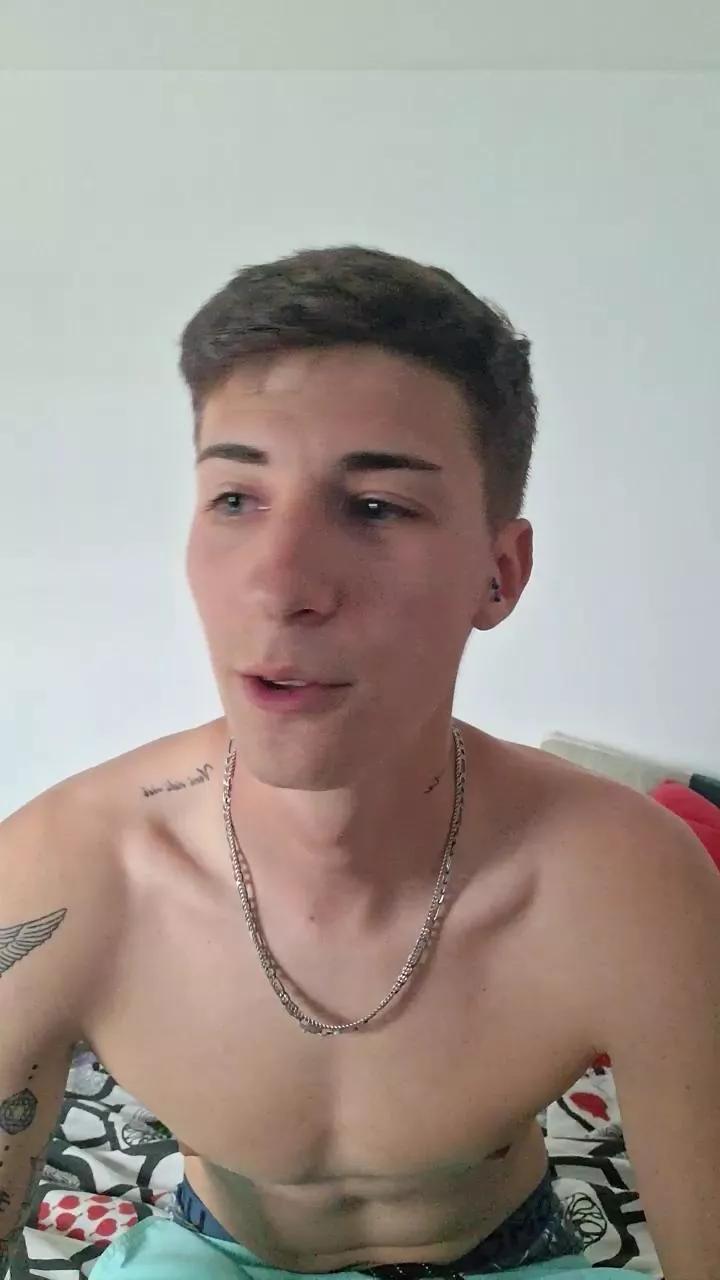 Alexbg2_sexy webcams show profile image 