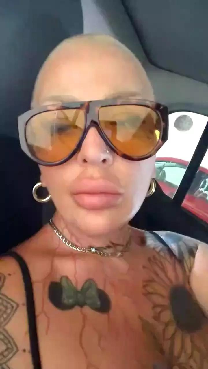 ASSERINA from Cam4