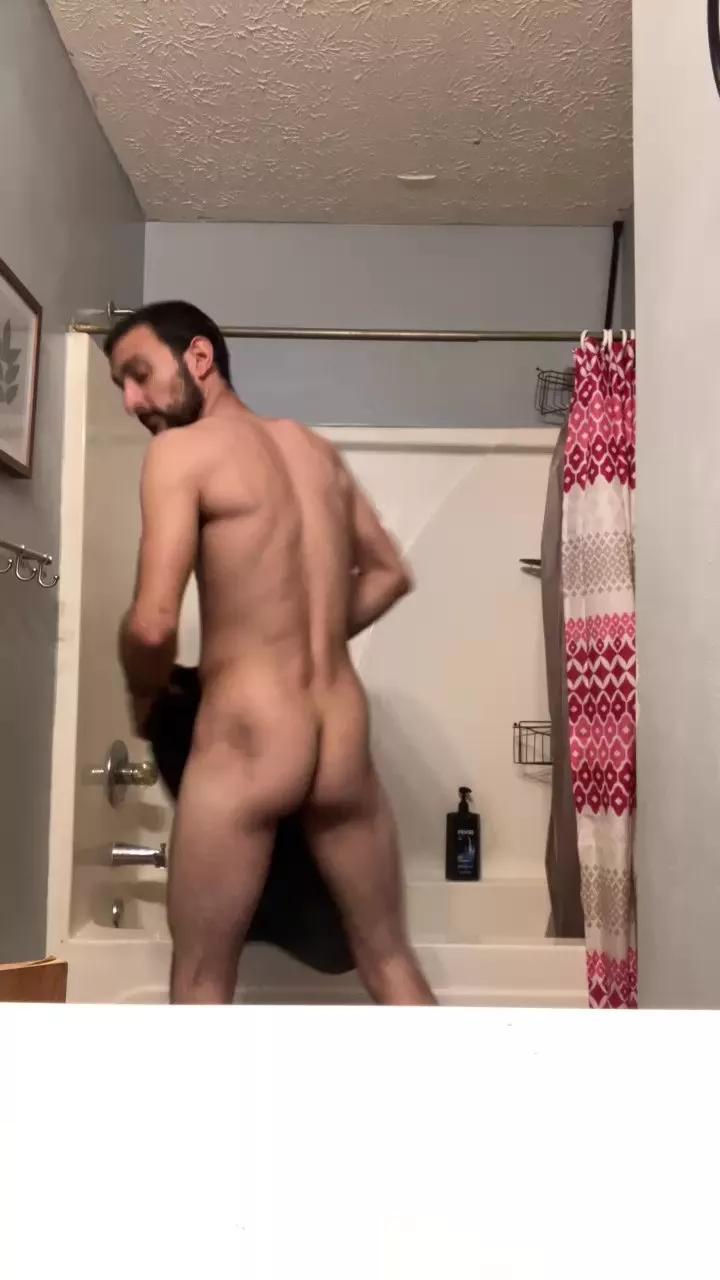 ballzz_sexy from Cam4