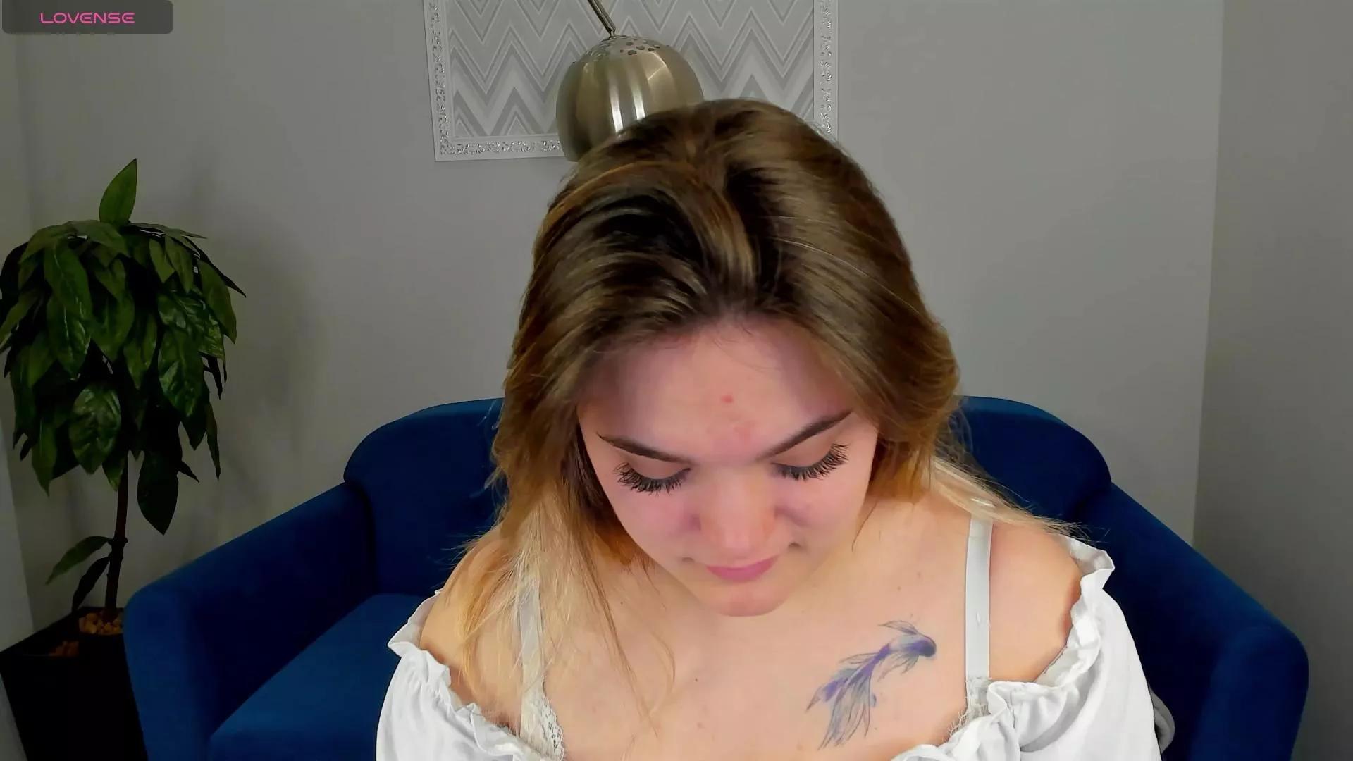 Emma_Reeed from Cam4