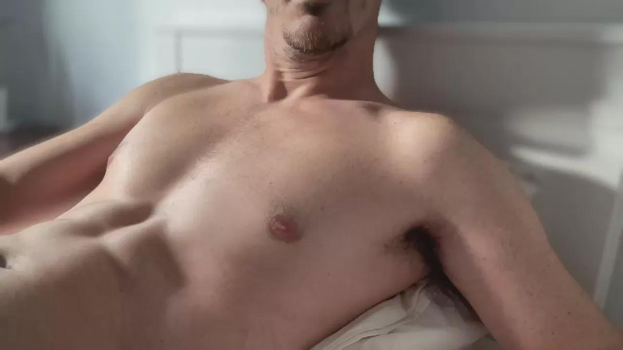 fefdrond from Cam4