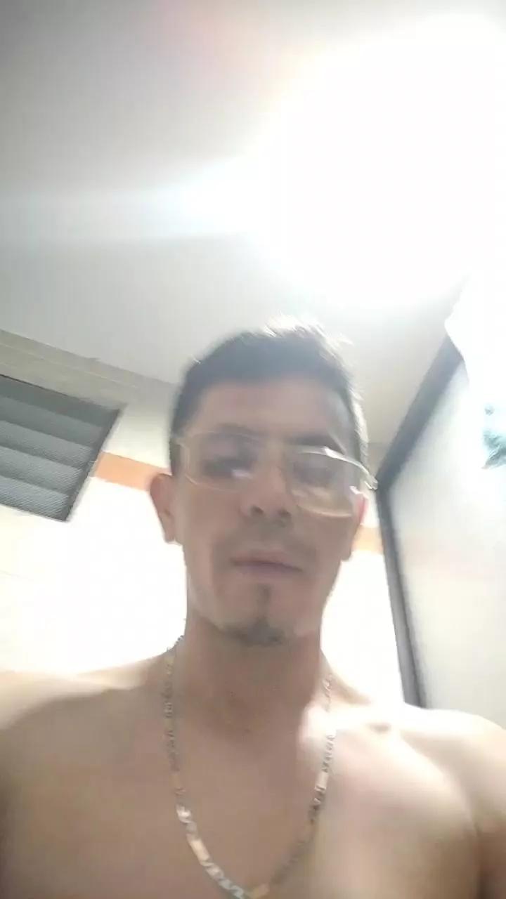 green_devin97 from Cam4