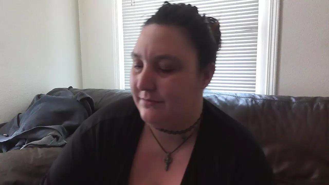 highnessTaZ420 from Cam4