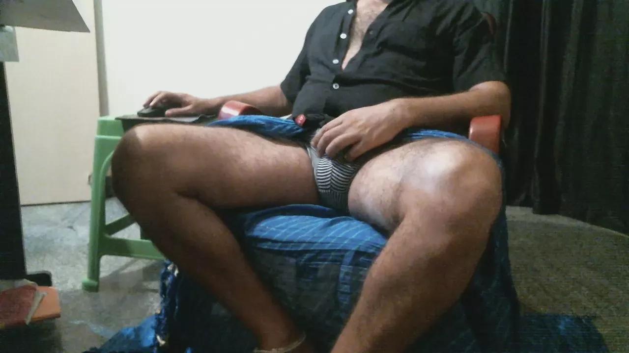 indian2000 from Cam4