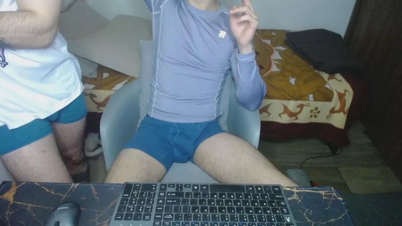 Lealboy from Cam4