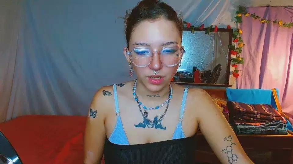 Nenav webcams show profile image 