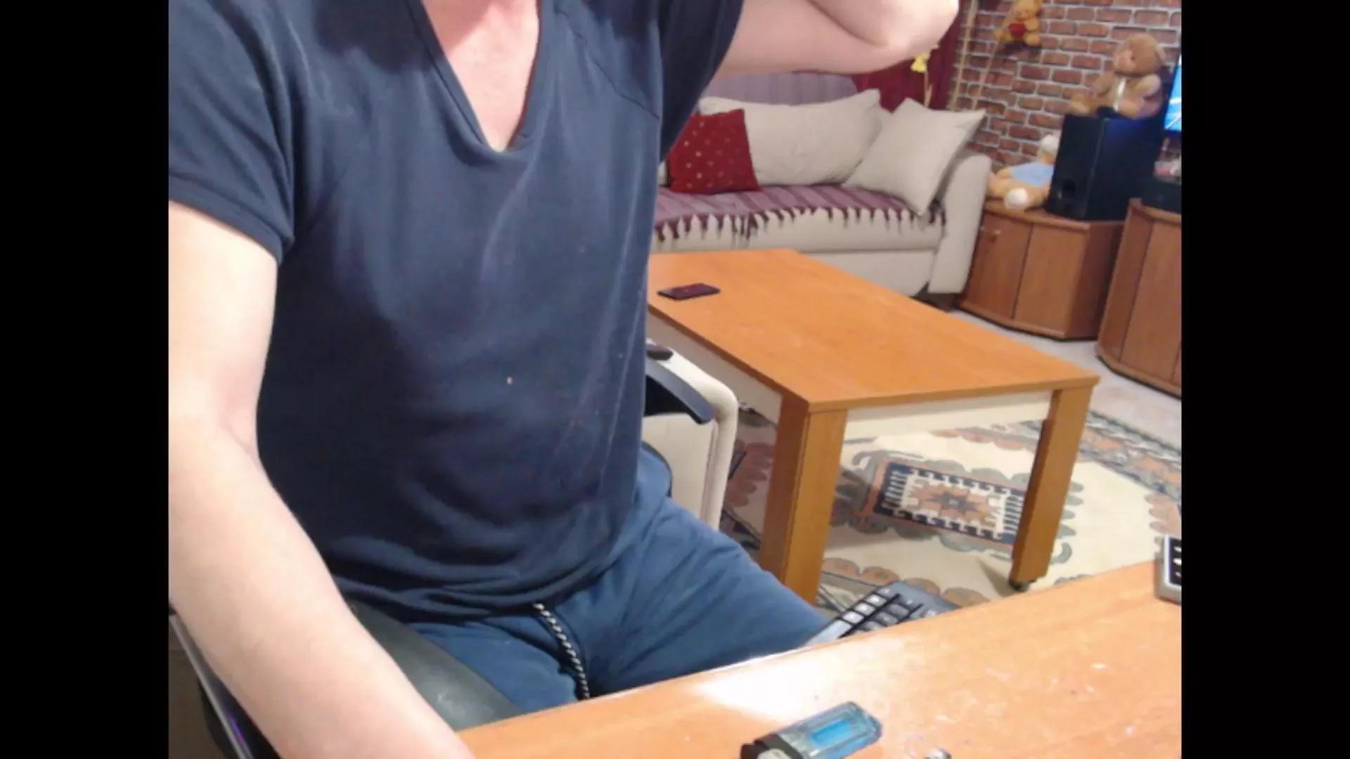 pollen_07 from Cam4