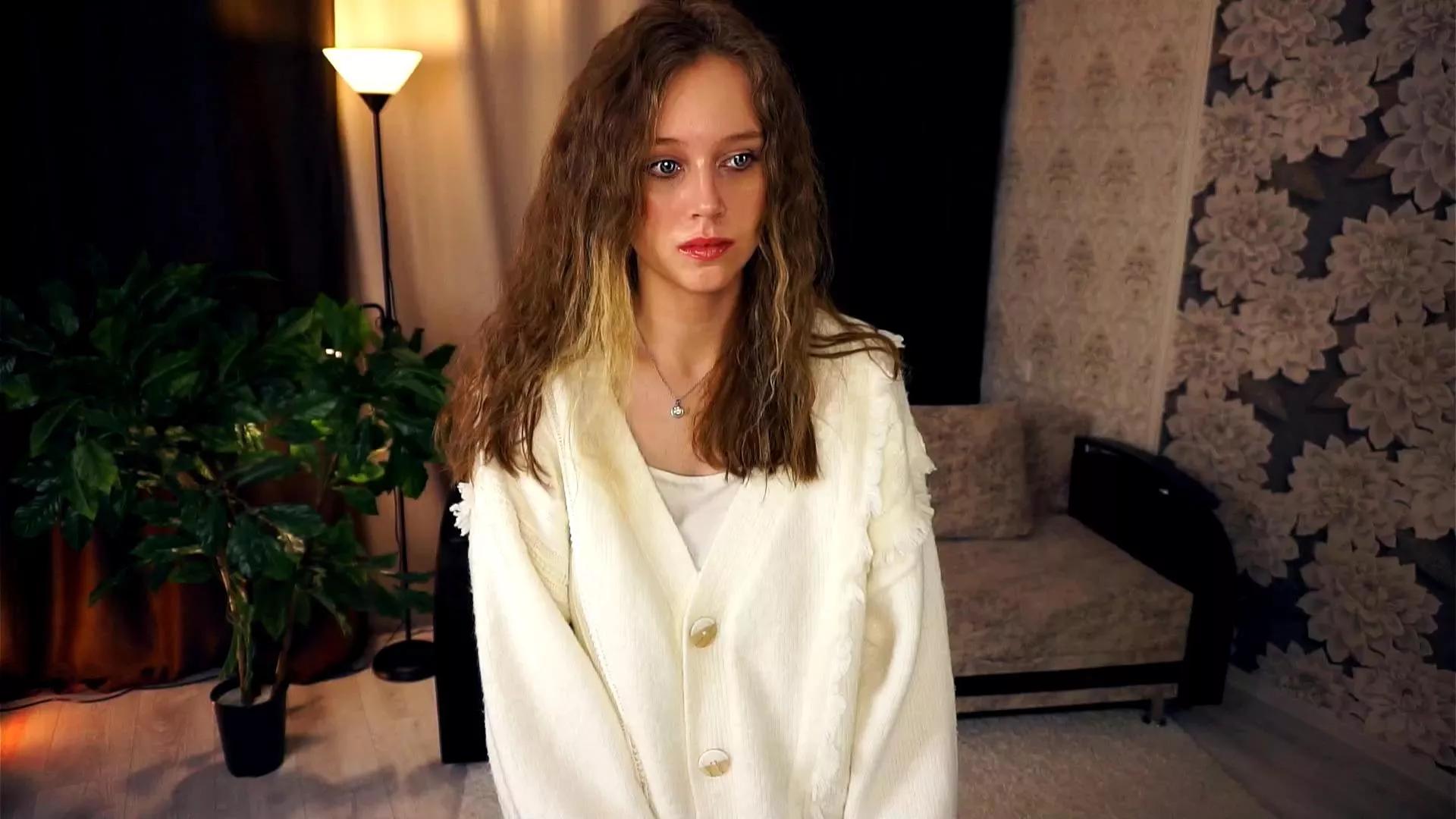 RowenaBann webcams show profile image 