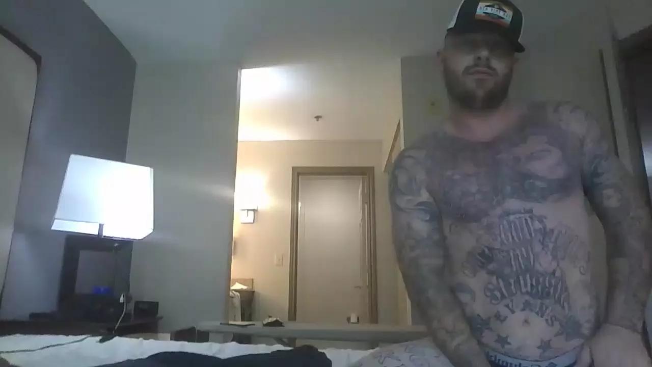 Tattooedfreak24 from Cam4
