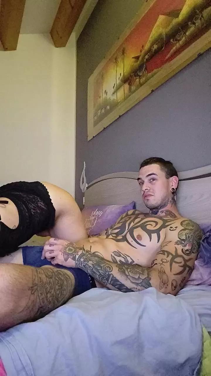 The_eagercouple webcams show profile image 