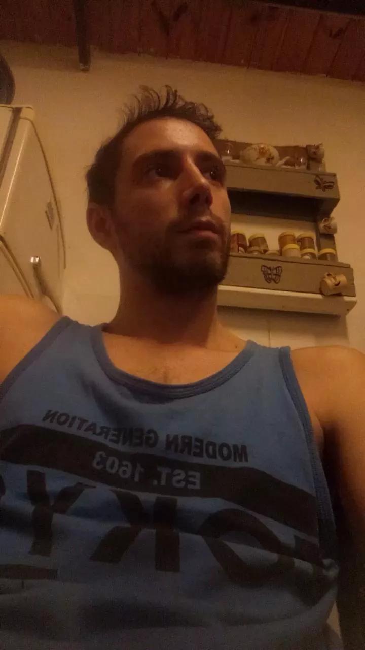 TomBigTula webcams show profile image 