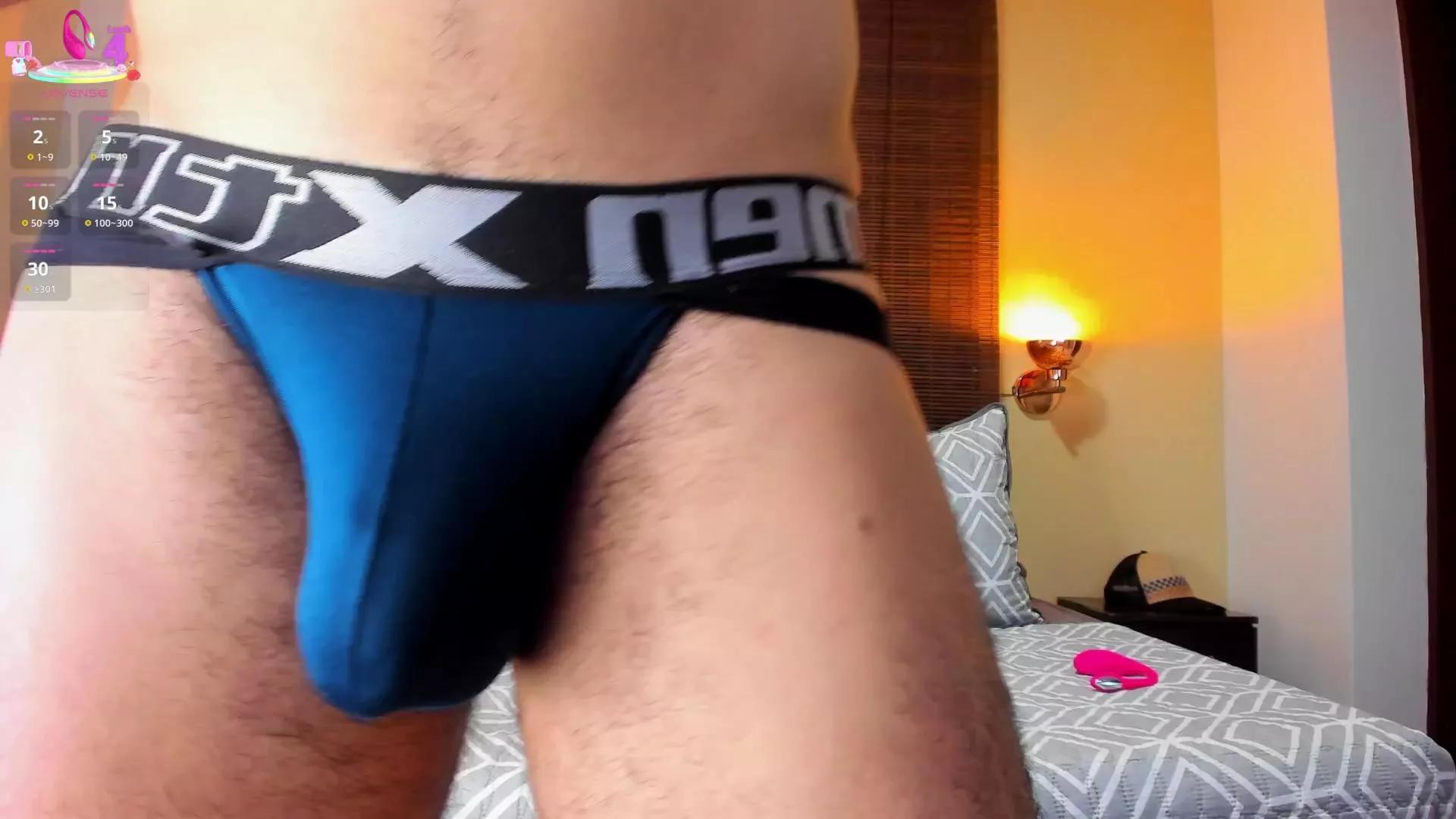 Tommy_John from Cam4