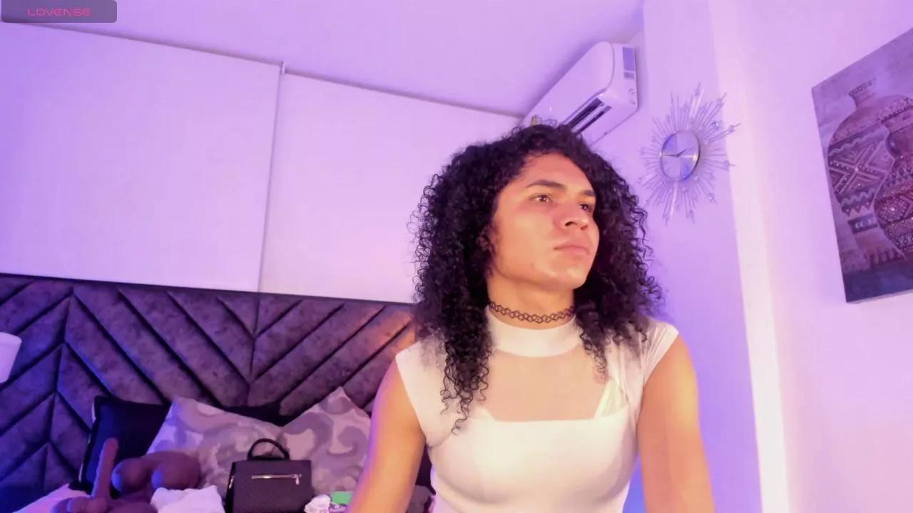 Vennus1_ webcams show profile image 