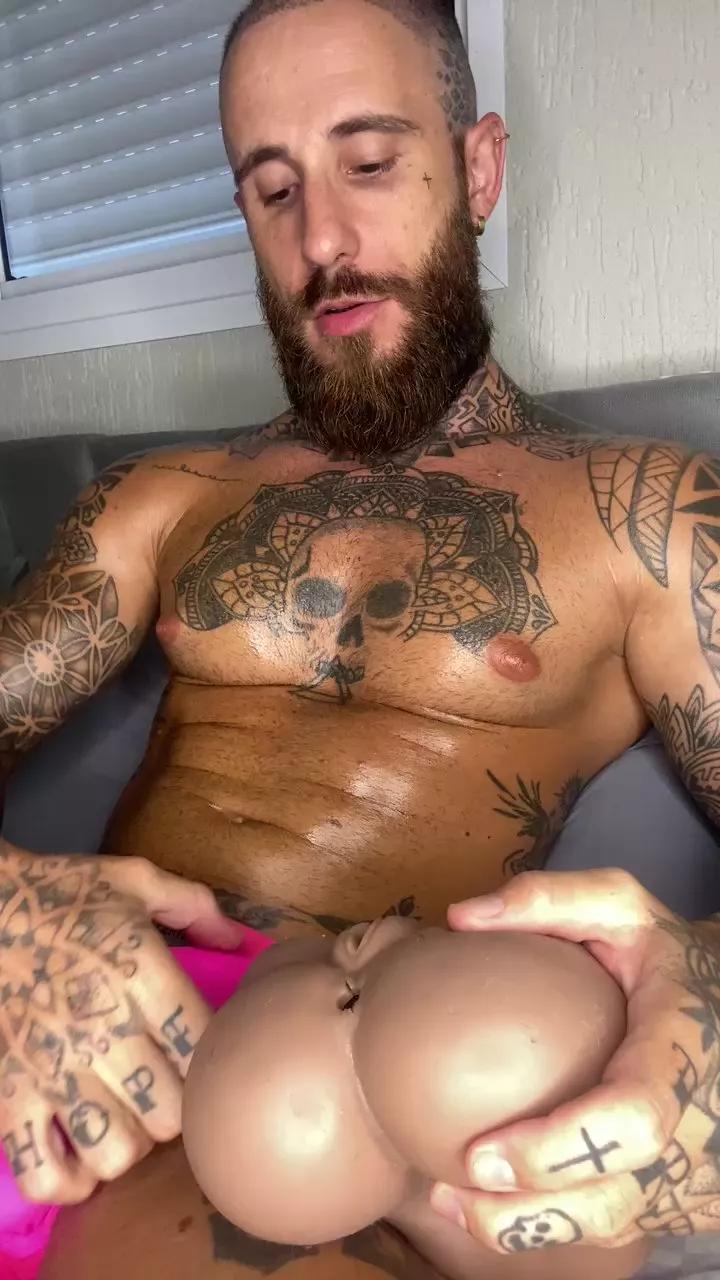 Viking_Tatuado from Cam4