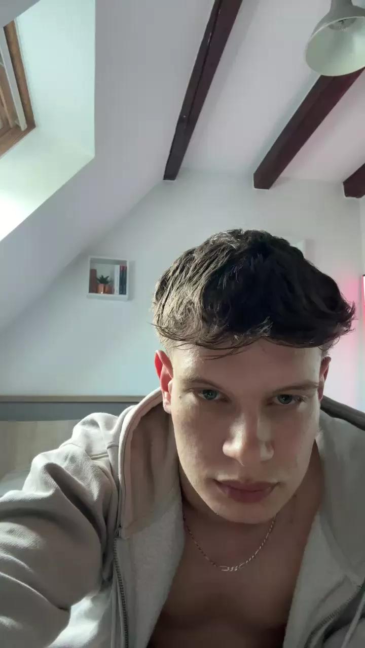 Wantedboy3 webcams show profile image 
