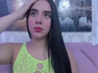 alanaflloress from CamSoda