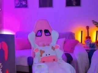 alyssiawonder on CamSoda