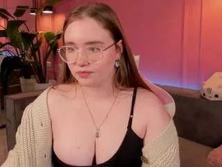 anadavis from CamSoda