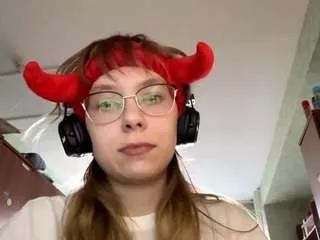 Bellcromuel webcams show profile image 