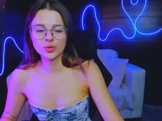 berry-alma from CamSoda