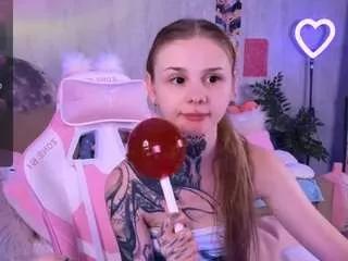 Britneylynch webcams show profile image 
